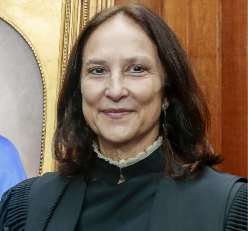 Liedi Légi Bariani Bernucci