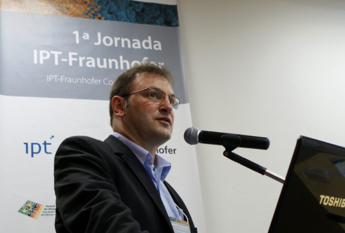 Otto Mozzer, fez apresentação no painel “Experiência de cooperação entre indústria e instituto de pesquisa” na “1ª Jornada IPT-Fraunhofer”