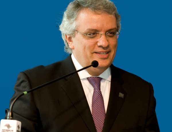 Participação na CAPES