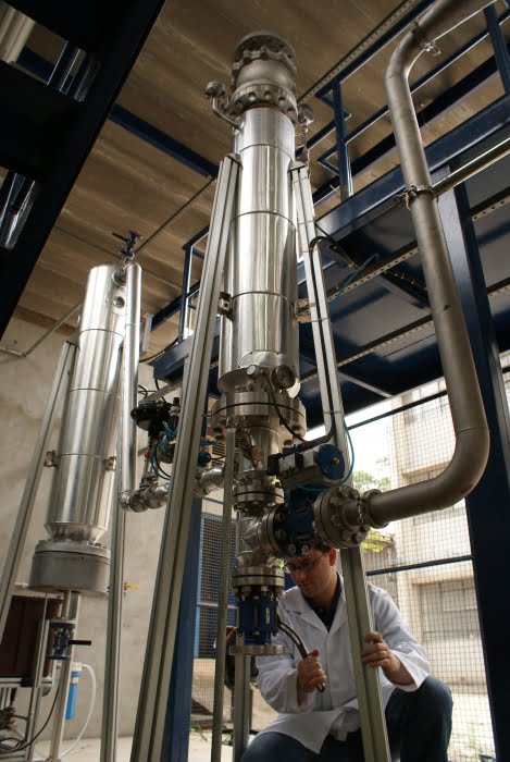 Equipamento foi dimensionado para tornar viável um processo em escala-piloto