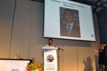 Geólogo do Laboratório de Riscos Ambientais recebeu Prêmio Lorenz Döbereiner na abertura do 13º Congresso Brasileiro da ABGE