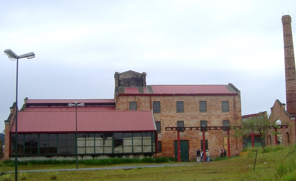 Edifício Dom Helder Câmara, em Ribeirão Pires, na região do Grande ABC, passou por análise do IPT, que fez recomendações para preservação e restauro