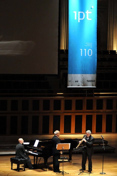 Clarinete, piano e sax soprano 1