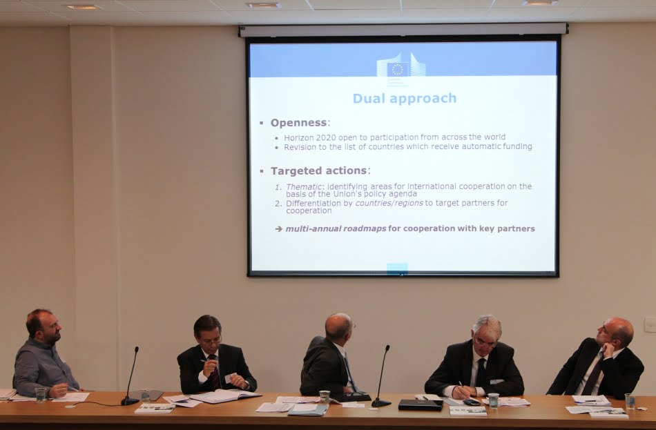 Workshop organizado no IPT reuniu representantes na área de transporte de várias regiões do mundo na discussão sobre desafios e melhorias