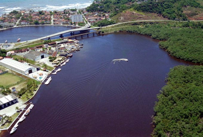 Relatório servirá como instrumento básico para orientar a política de desenvolvimento do município - na foto, trecho do Rio Itanhaém. Crédito foto: Prefeitura de Itanhaém