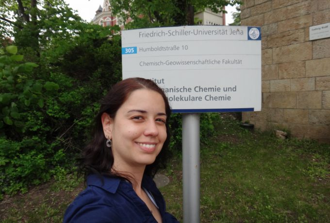 Daniela cursou os três primeiros meses do estágio na Universidade Friedrich Schiller, localizada na cidade alemã de Jena