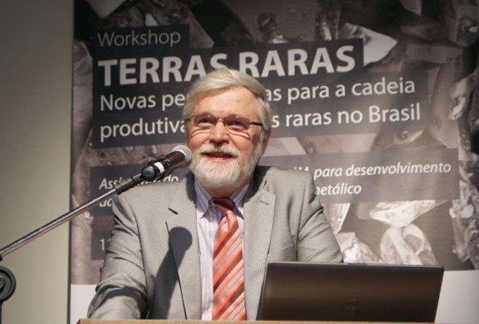 Superintendente geral da Fundação Certi, Carlos Alberto Schneider