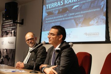 Landgraf (à esquerda) e Carneiro: convênio vai atuar na única etapa da cadeia produtiva ainda não explorada no Brasil