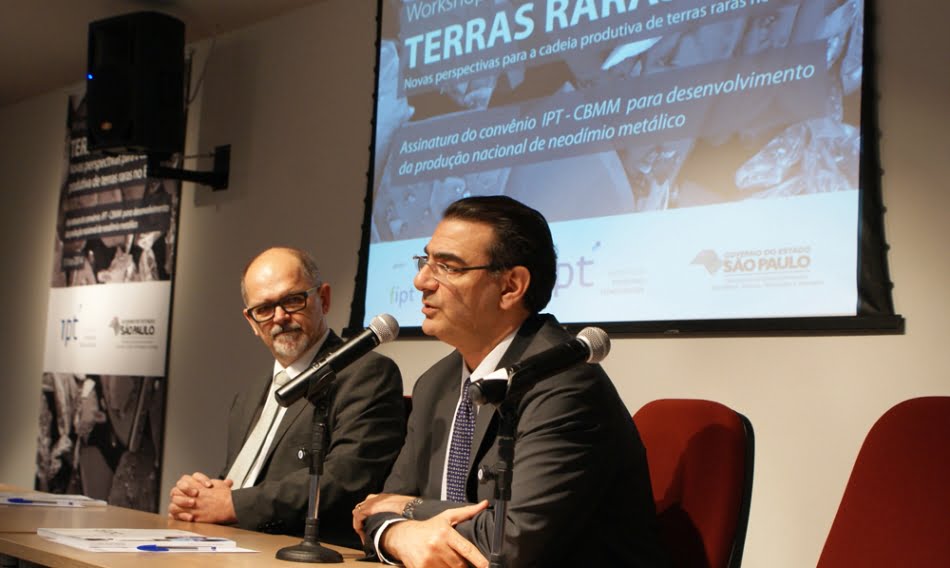 Landgraf (à esquerda) e Carneiro: convênio vai atuar na única etapa da cadeia produtiva ainda não explorada no Brasil