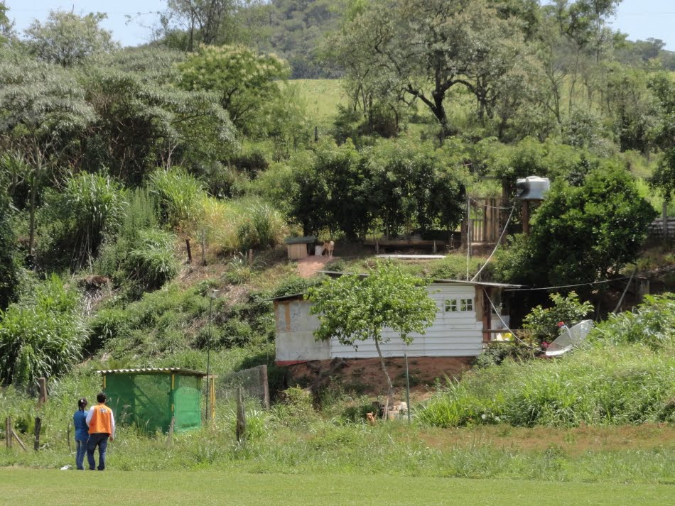 Equipe do IPT faz análise em área de risco no município de São Roque
