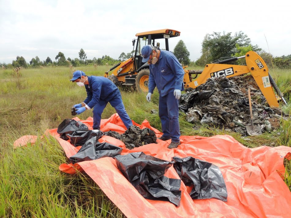 Técnicos do IPT trabalham em encerramento de aterro em Mairinque