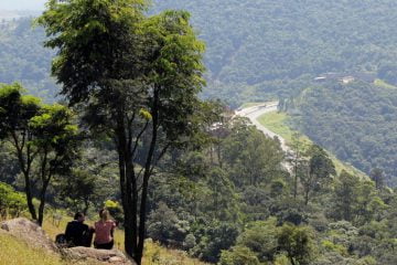 Ponto mais alto do Morro do Juquery na cidade localizada a 45 quilômetros da capital paulista, o Pico do Olho D'água é tombado pelo Condephaat