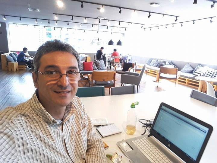 Ricciardi: "Mestrado permitiu uma melhoria na abordagem de conceitos de TI em sala de aula e preparação para o doutorado"