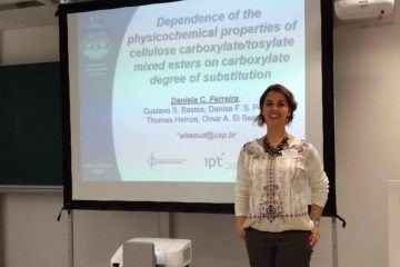 Prêmio é dado a jovens pesquisadores (menos de 35 anos) inscritos no congresso e selecionados de acordo com o grau de excelência do trabalho