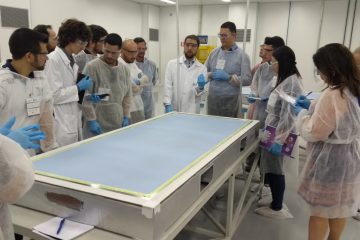 Aula prática foi realizada na sala limpa do Núcleo de Estruturas Leves