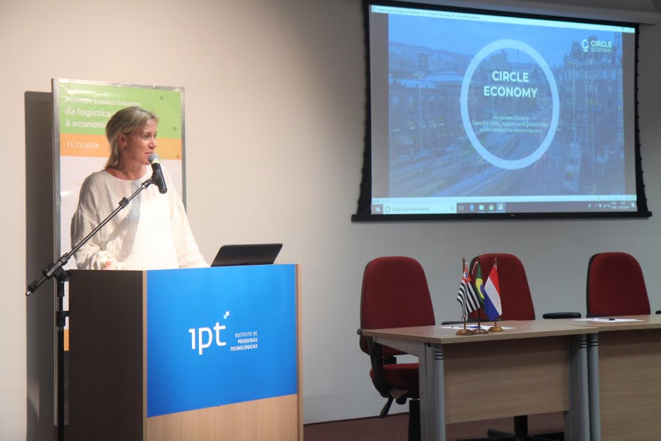 Priorizar recursos renováveis, assim como preservar e estender a durabilidade dos produtos, são dois princípios do modelo circular, explicou Annerieke Douma