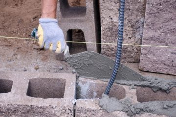 Durabilidade é uma das características a serem consideradas nas etapas de projeto e de dimensionamento de estruturas, uma vez que está relacionada à vida útil das obras