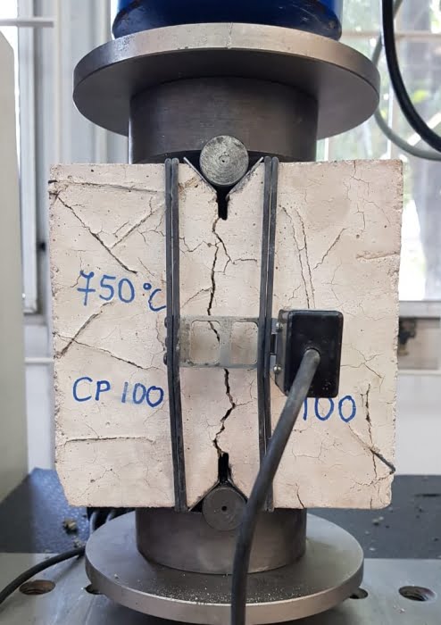 Para desenvolver os estudos e entender o comportamento do concreto reforçado com fibras em altas temperaturas, o doutorando utiliza o conhecimento técnico e a estrutura do Laboratório de Segurança ao Fogo e Explosões do IPT
