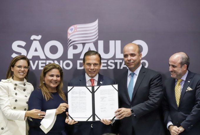 Da esquerda para a direita: Patricia, Marisol, Doria, Costa e Julio Serson, secretário de Relações Internacionais do governo do estado de São Paulo (Crédito foto: Governo do Estado de São Paulo)