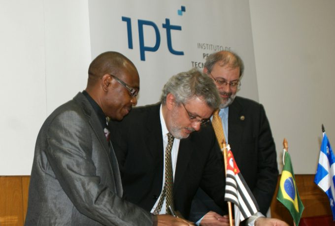 IPT e ETS assinam memorando de entendimento em SP