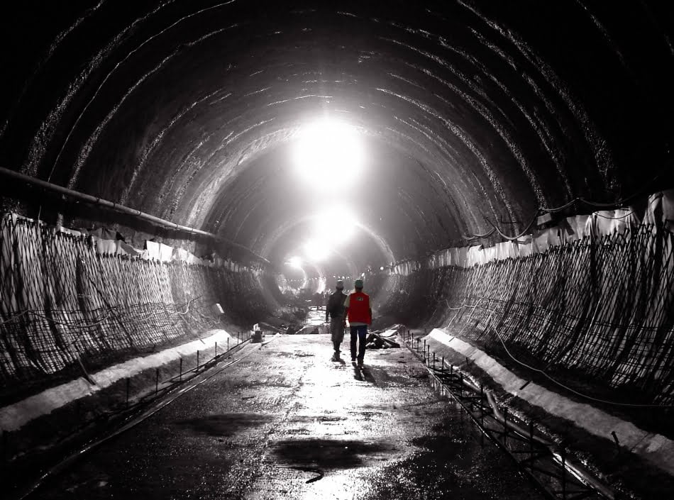 Análises de risco e das causas de colapsos e afundamentos 1 Avaliação de riscos em túneis urbanos