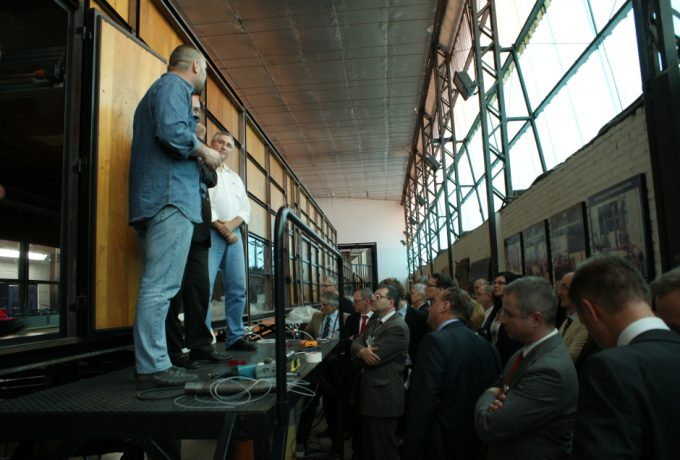 Pesquisadores do Centro de Metrologia de Fluidos recebem delegação austríaca