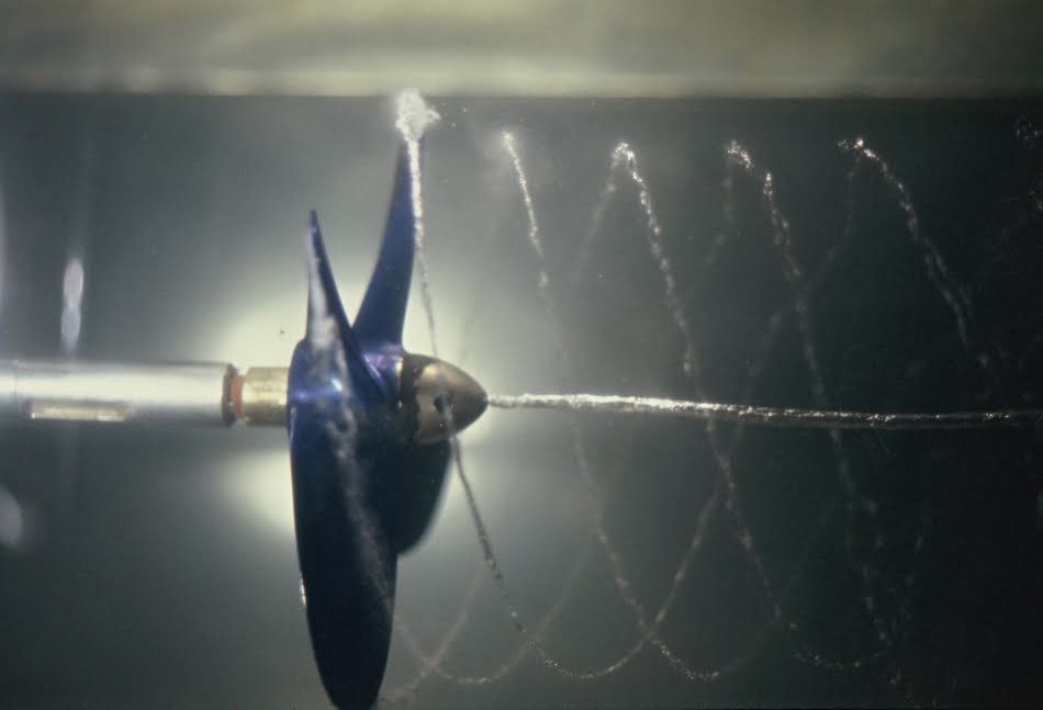 Navegação otimizada 2 Modelos de hélices serão testados no túnel de cavitação e no tanque de provas do IPT