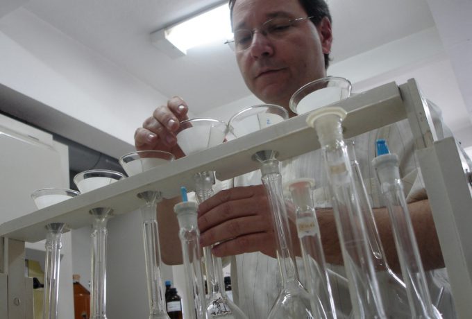 Pesquisador Valdecir Quarcioni é responsável pelo LMCC