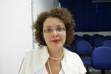 Menezes palestra no IPT e destaca a necessidade de trabalhar o "local" para transformar o global