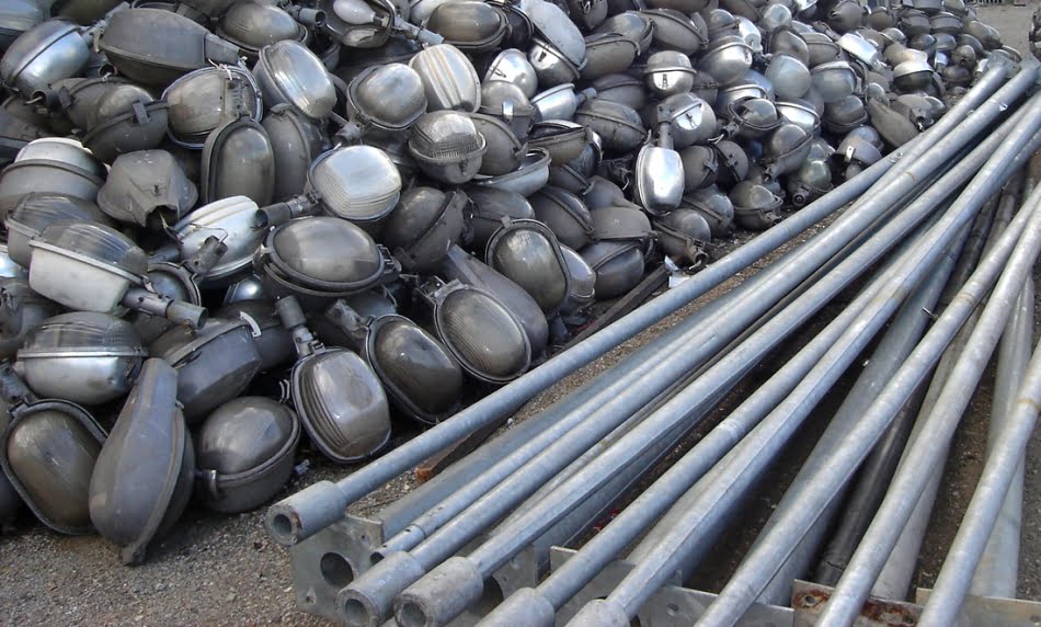 Avaliação do ciclo de vida 1 Descarte de luminárias públicas e postes