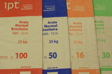 Areia normal brasileira é material de referência para laboratórios que realizam ensaios com cimento Portland