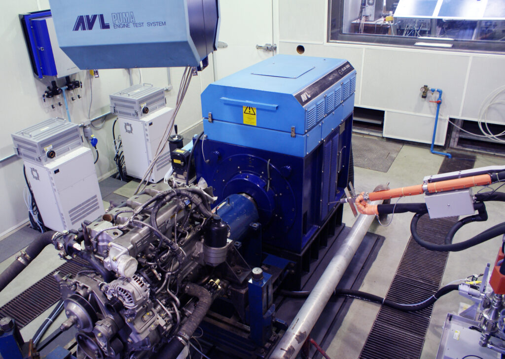 Laboratório de Bioenergia e Eficiência Energética 9 MotoreS 2