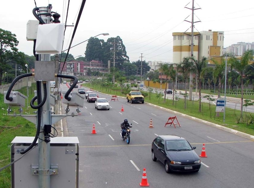 Soluções tecnológicas para cidades inteligentes 1 teste radares