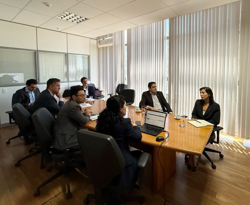 Cooperação com Ministério da Indústria e Comércio 1 Image 4