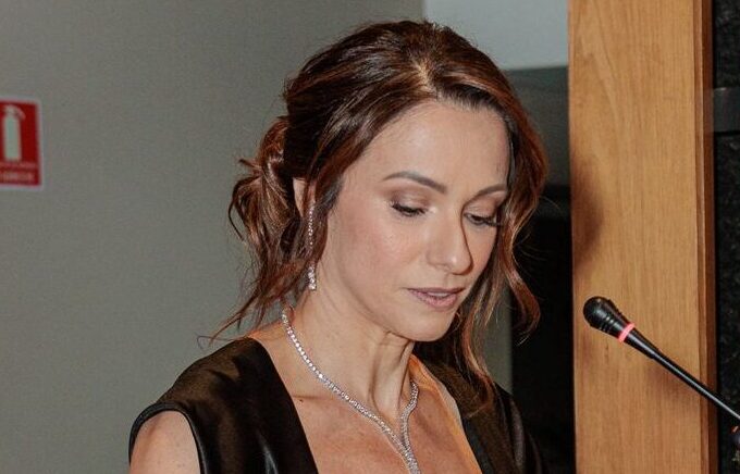 Mestranda do programa Habitação preside  entidade de Engenharia