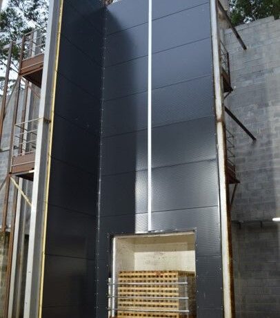 Fogo em fachadas de edifícios agora tem novo campo de ensaios